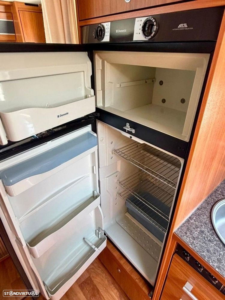 Fiat Ducato 2.3 JTD Dethleffs Black Magic Edition - 16