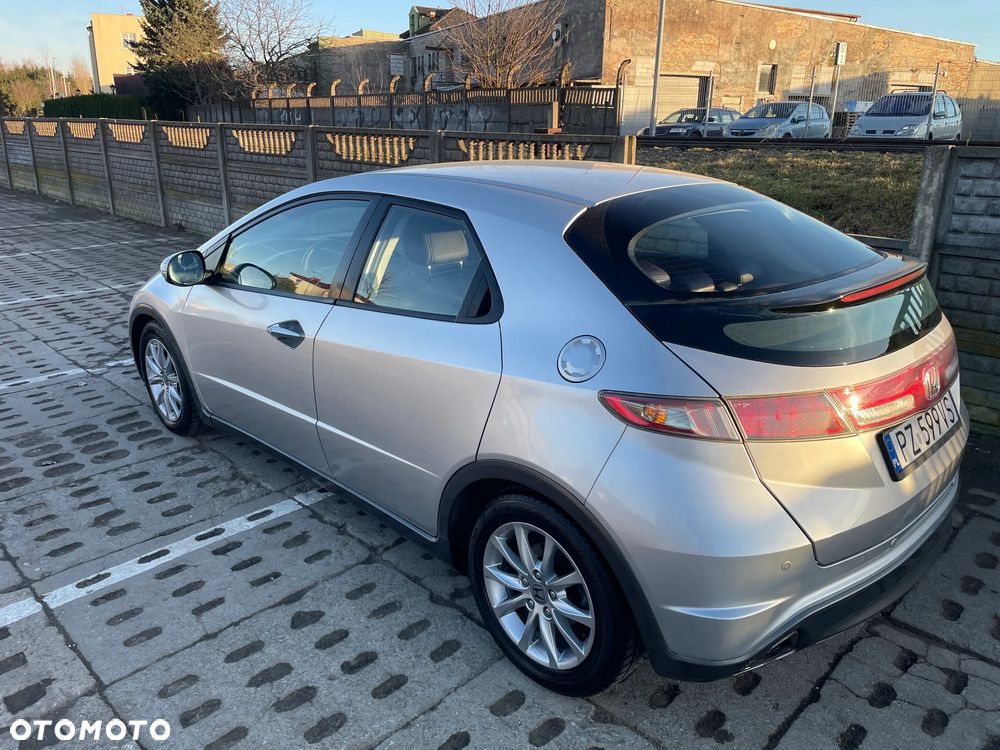 Honda Civic 1.8 Comfort - 2