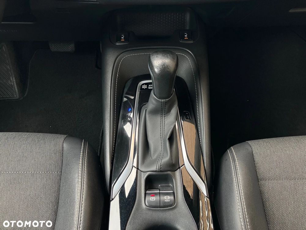 Toyota Corolla 1.8 Hybrid Comfort - 30