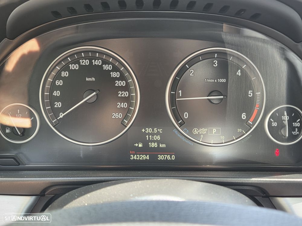 BMW 520 d Line Luxury Auto - 17