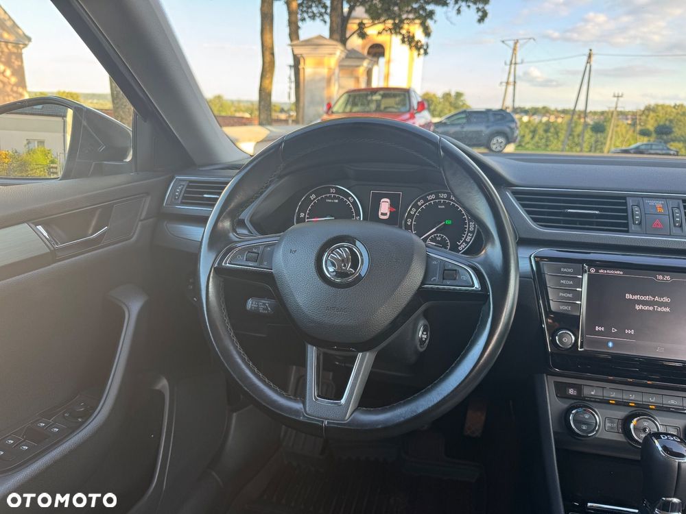 Skoda Superb 1.6 TDI DSG Ambition - 23