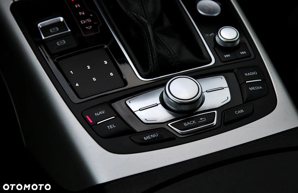 Audi A6 Avant 2.0 TDI quattro S tronic - 34