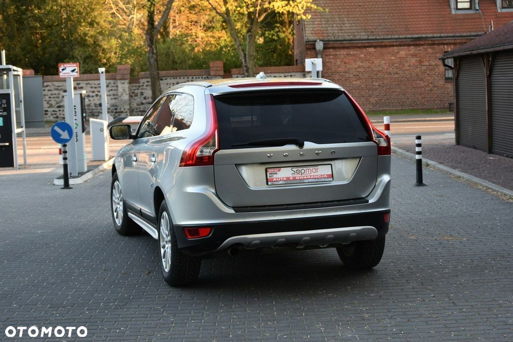 Volvo XC 60 2.4D Summum - 5
