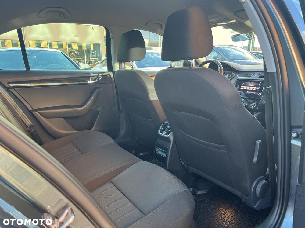 Skoda Octavia 1.5 TSI ACT Style DSG - 34