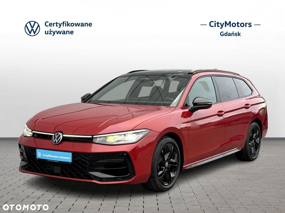 Volkswagen Passat - 1