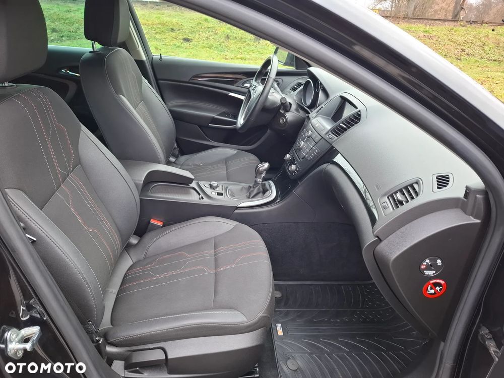 Opel Insignia - 13
