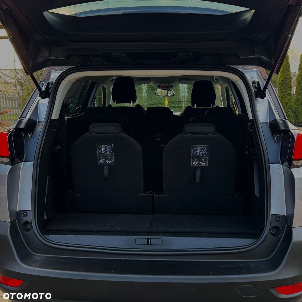 Peugeot 5008 - 37