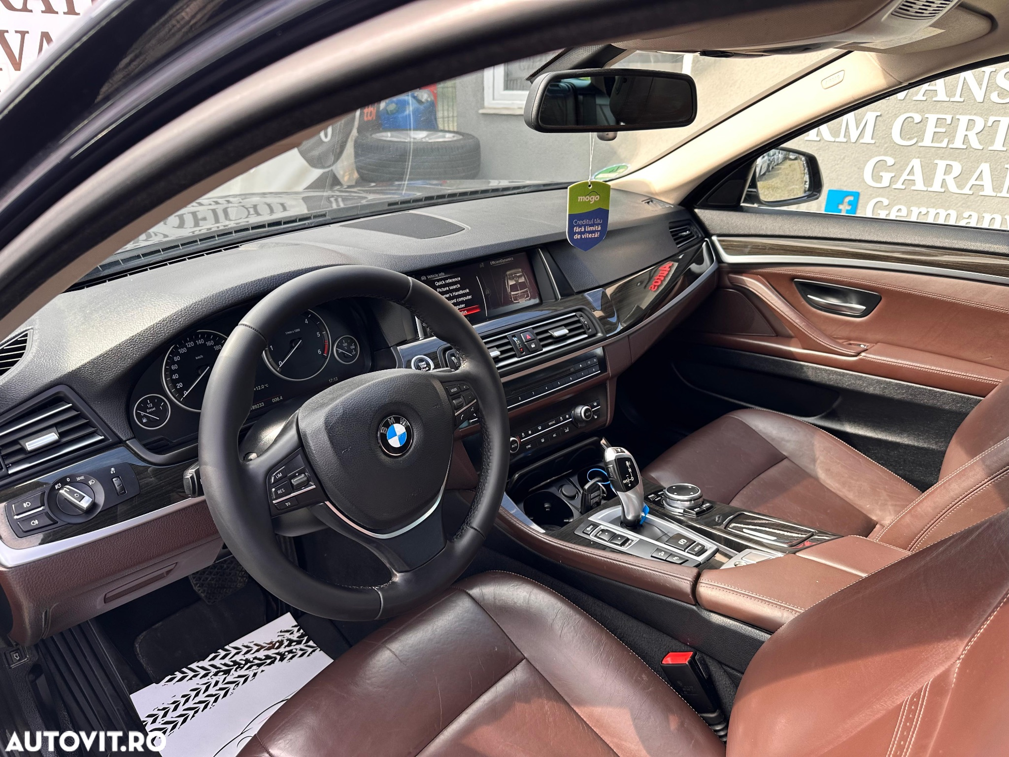BMW Seria 5 520d xDrive Touring Aut. Luxury Line - 15
