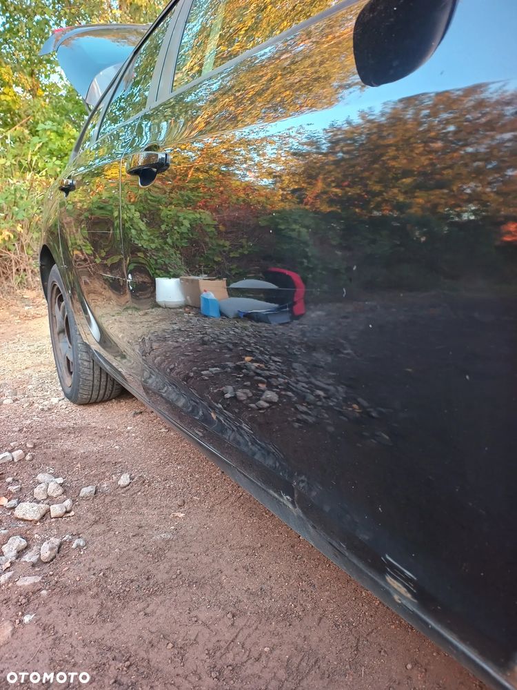Opel Astra 2011