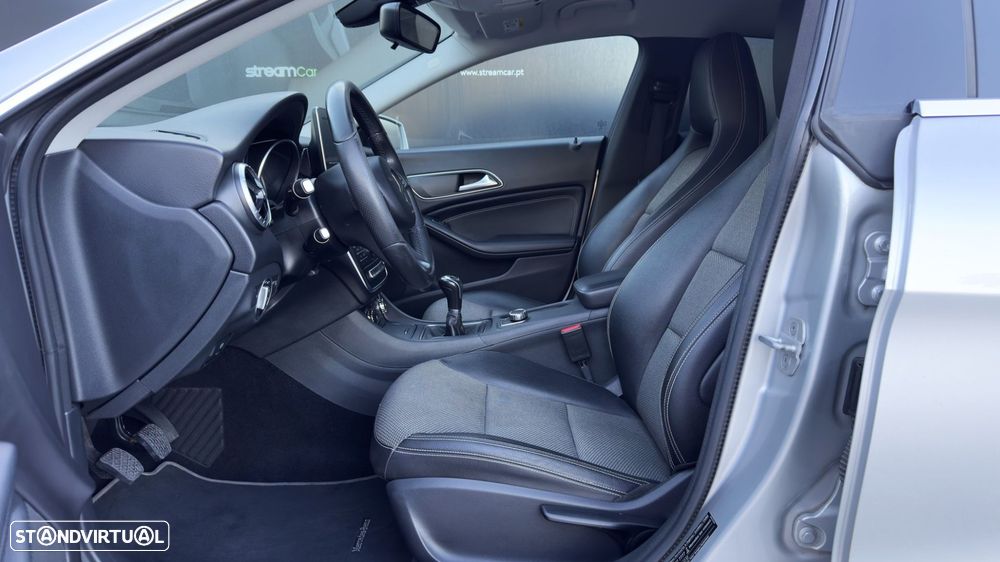 Mercedes-Benz CLA 180 d Shooting Brake Urban - 11