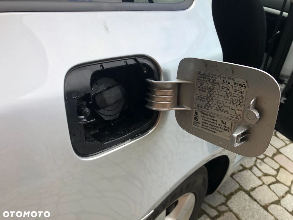 Skoda Octavia 1.8 TSI Ambition - 28