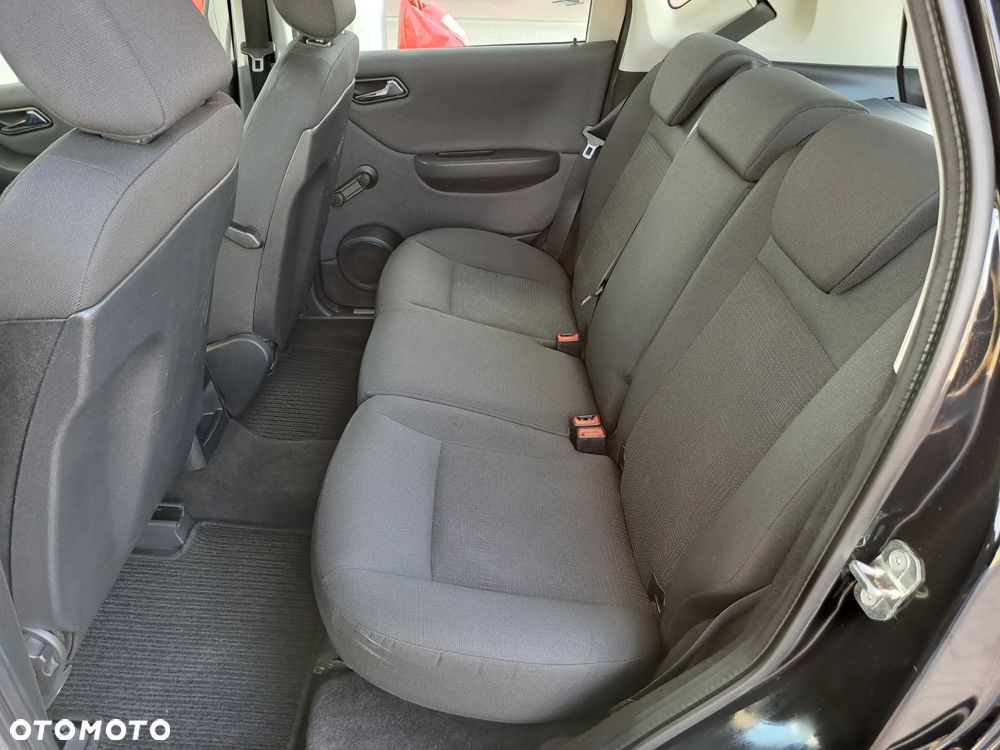 Mercedes-Benz Klasa A 160 BlueEFFICIENCY - 34