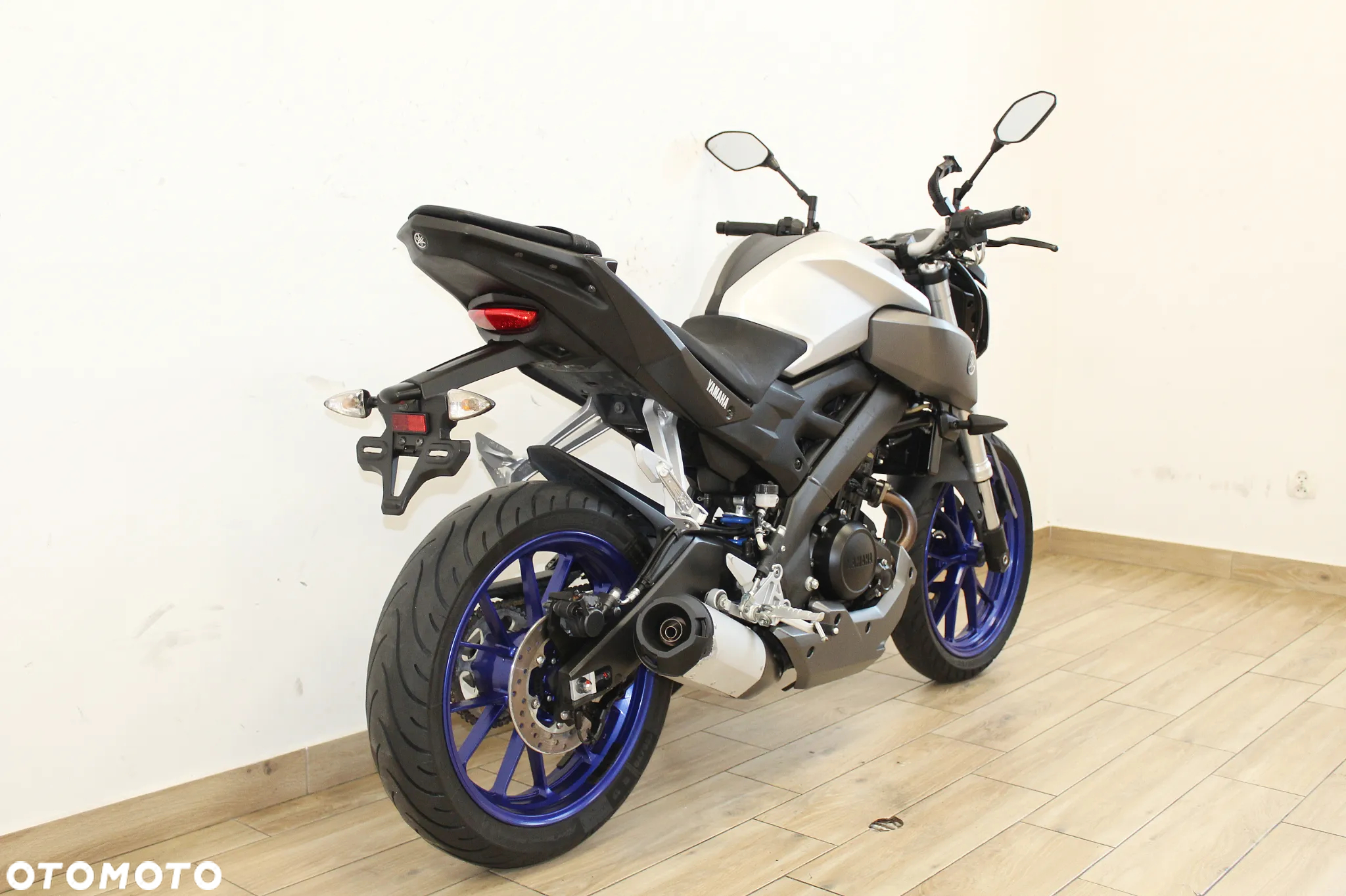 Yamaha MT - 7