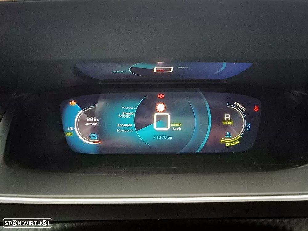 Peugeot e-208 50 kWh GT Pack - 4