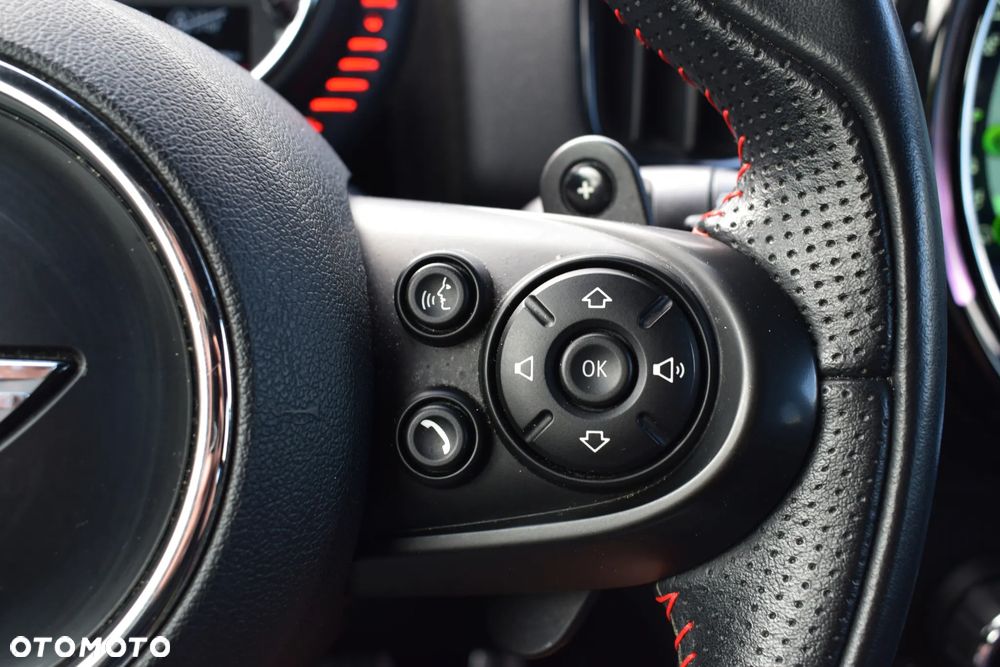 MINI John Cooper Works - 14