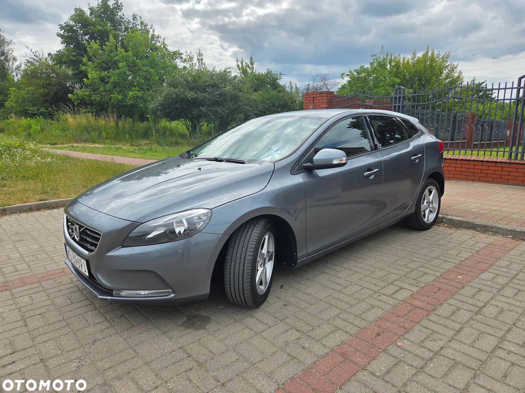 Volvo V40 D2 Drive-E Base - 1