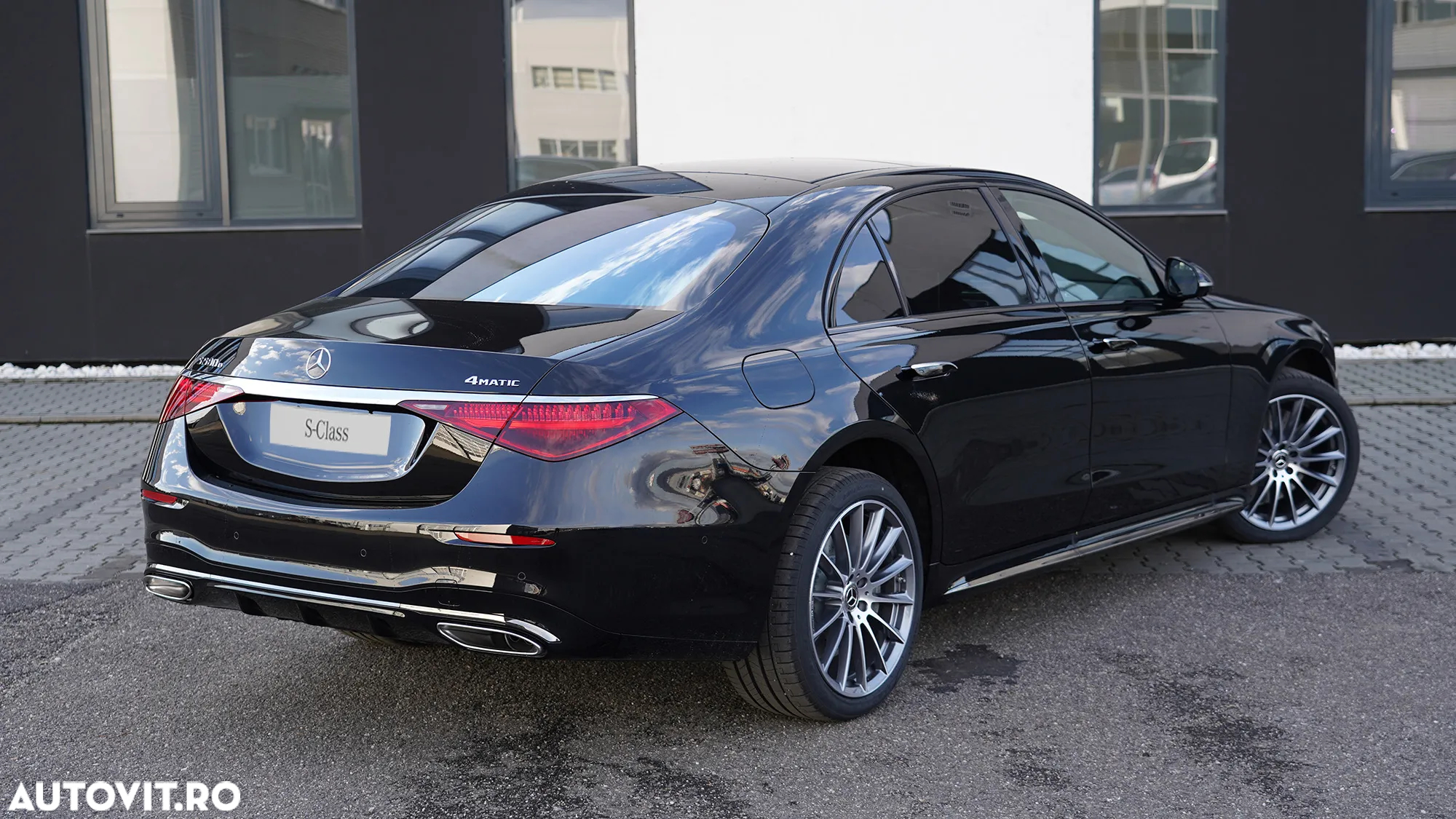 Mercedes-Benz S - 4