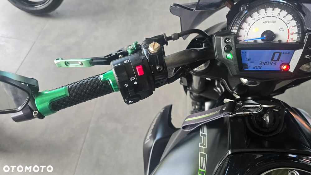 Kawasaki ER - 10