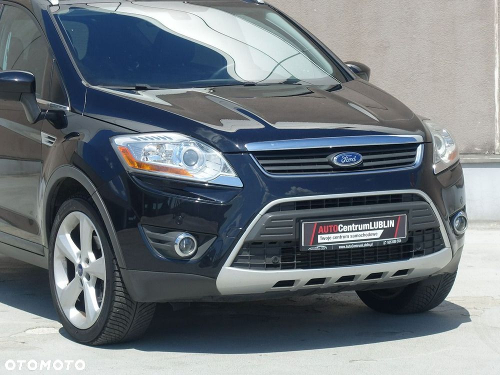 Ford Kuga 2.5 4x4 Titanium - 4