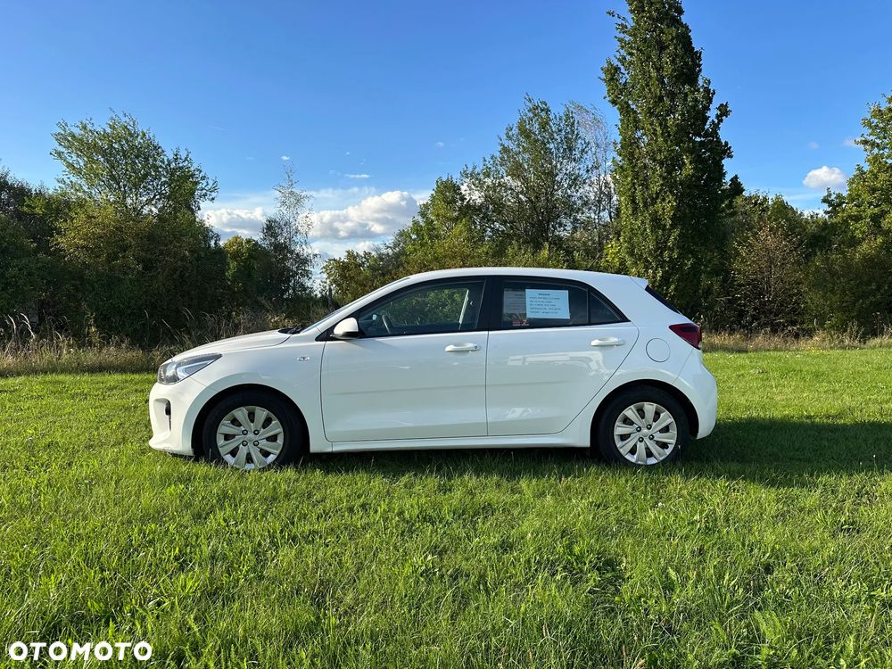 Kia Rio - 2