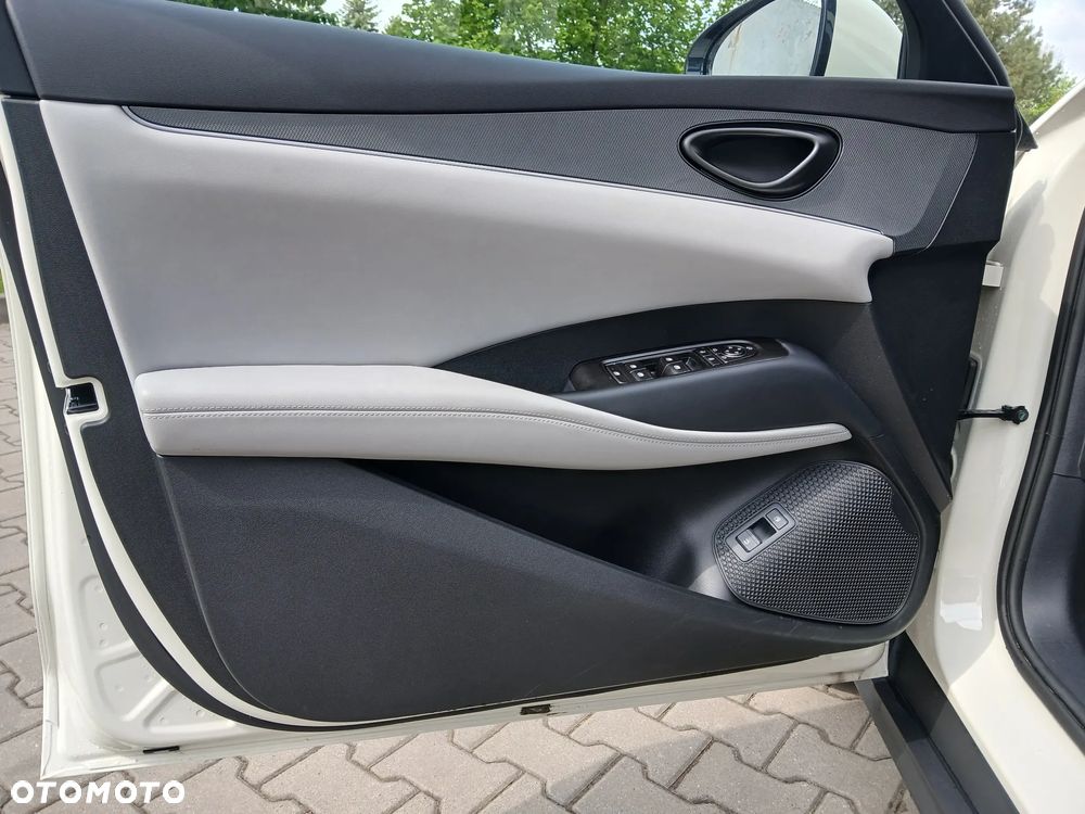 BYD Seal 6 - 12