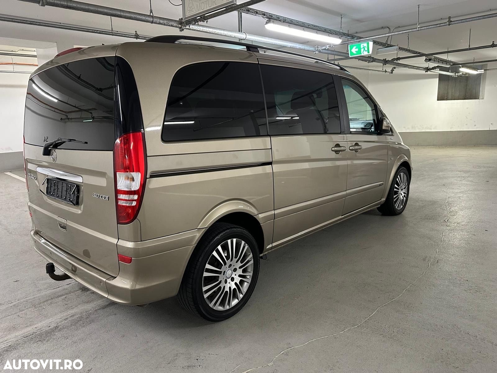 Mercedes-Benz Viano - 12