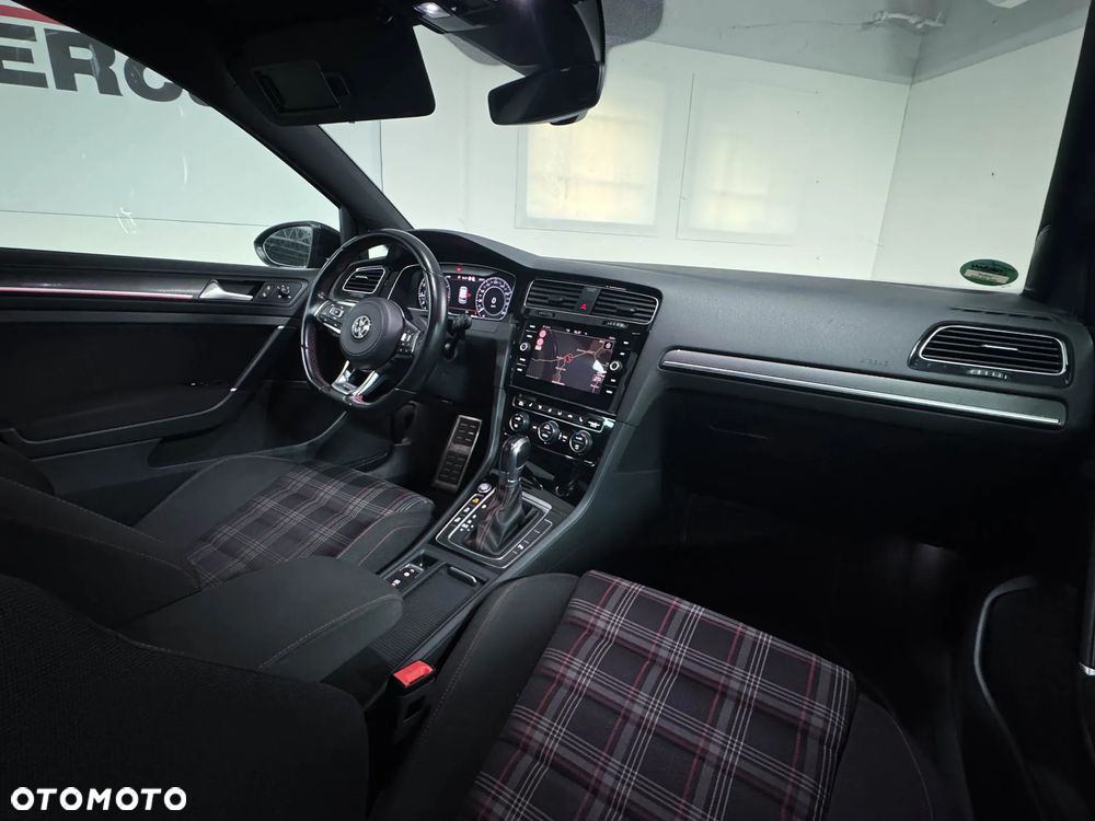 Volkswagen Golf 2.0 TSI BMT GTI Performance DSG - 3