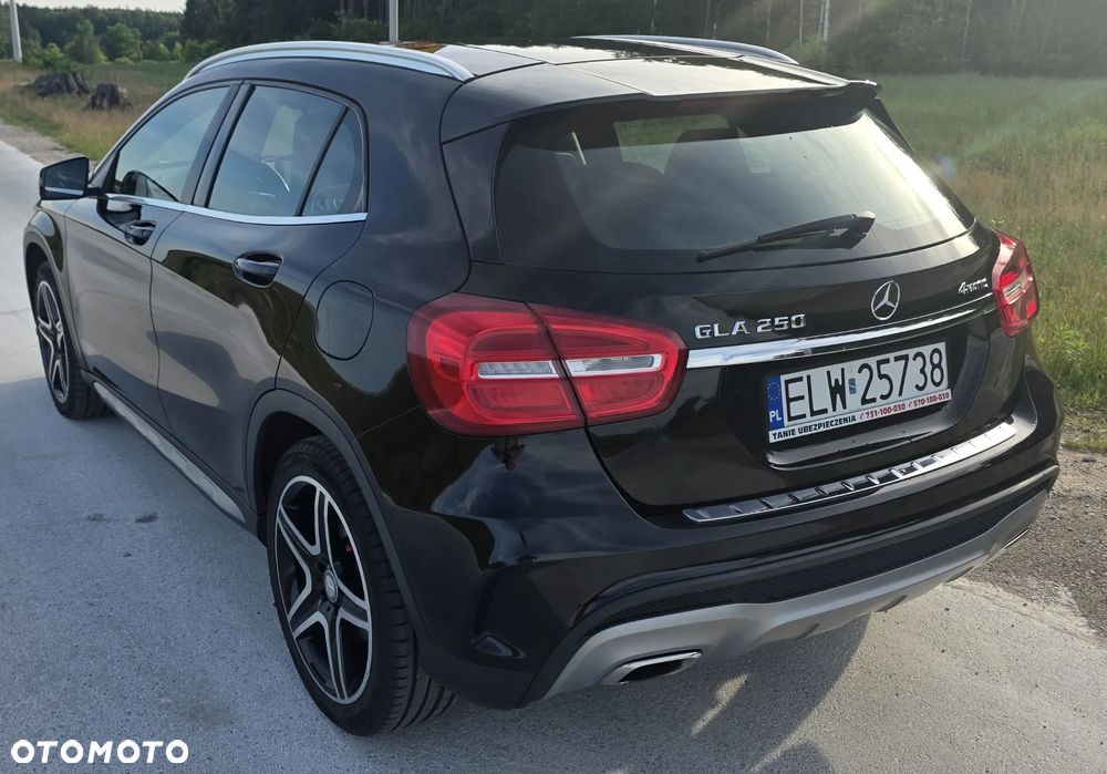 Mercedes-Benz GLA 250 4Matic 7G-DCT AMG Line - 5