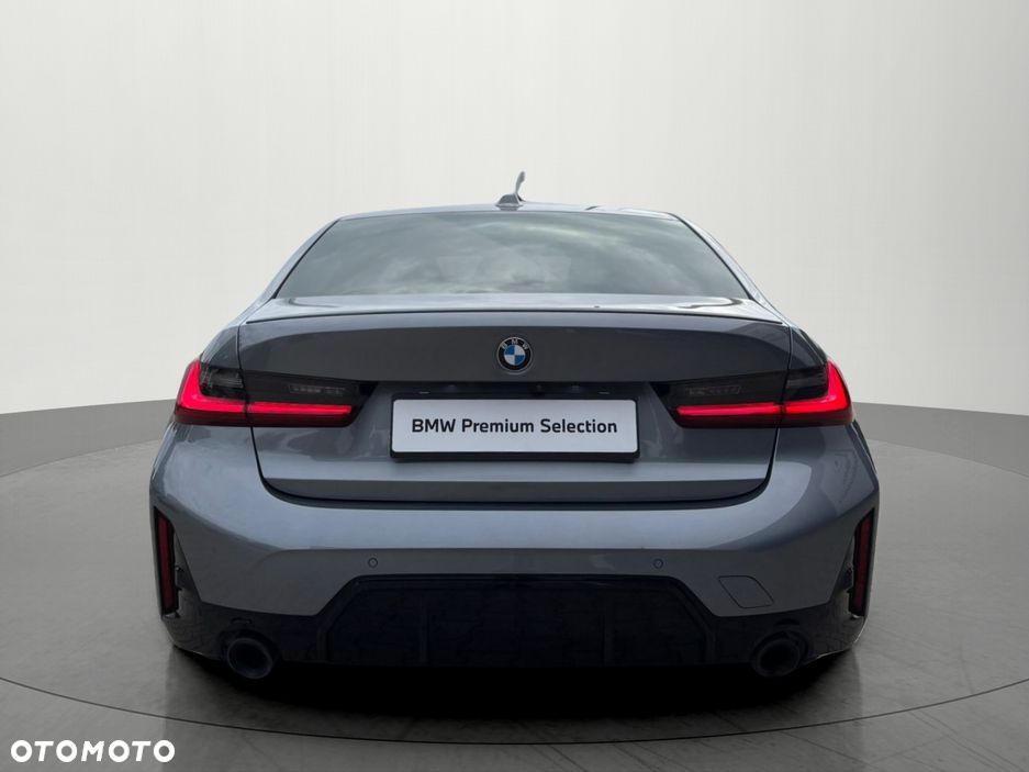 BMW Seria 3 320i xDrive M Sport - 25
