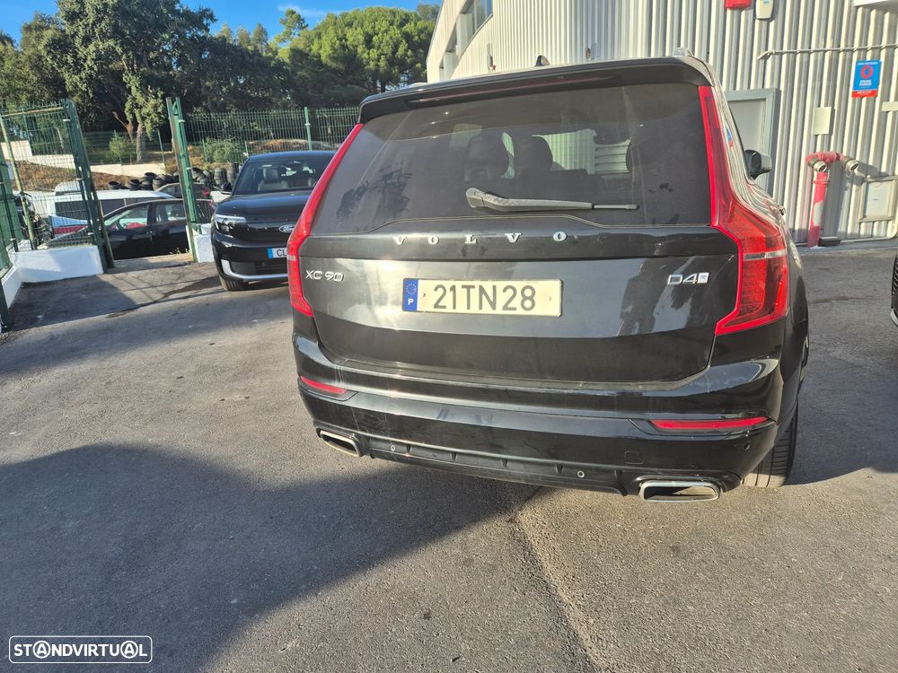 Volvo XC 90 2.0 D4 R-Design - 2