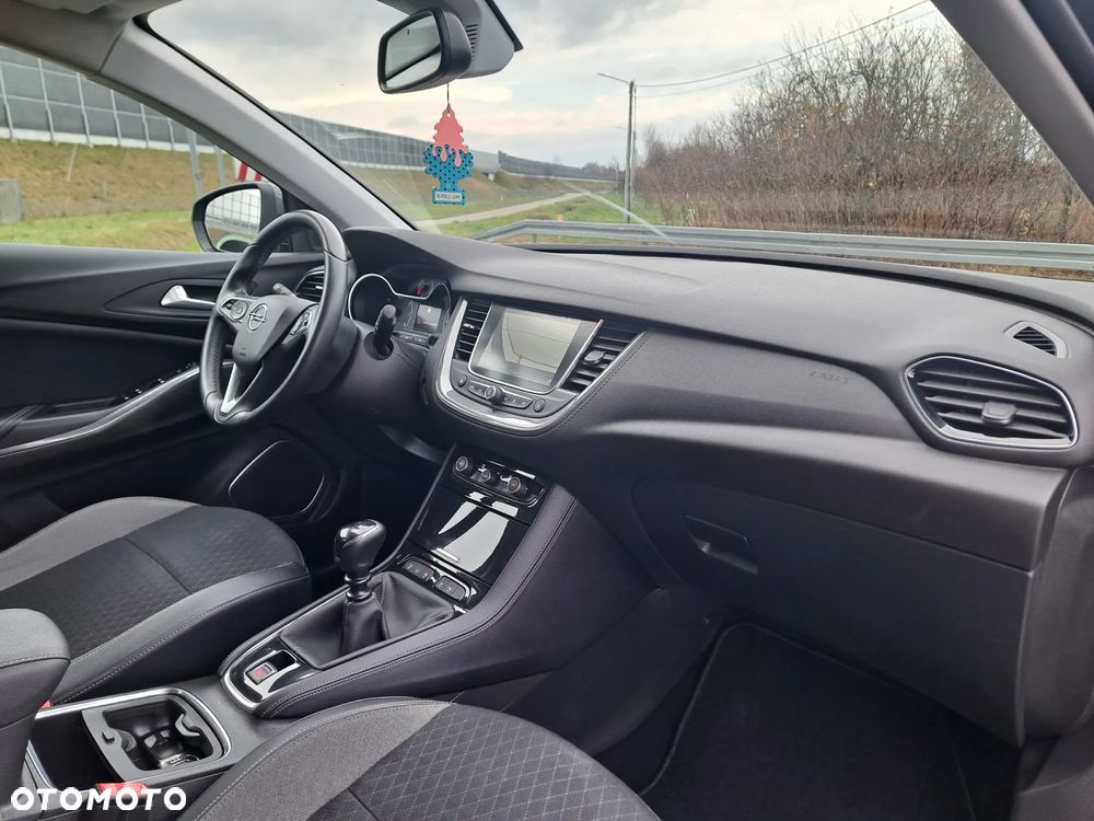 Opel Grandland X 1.2 T Enjoy S&S - 22