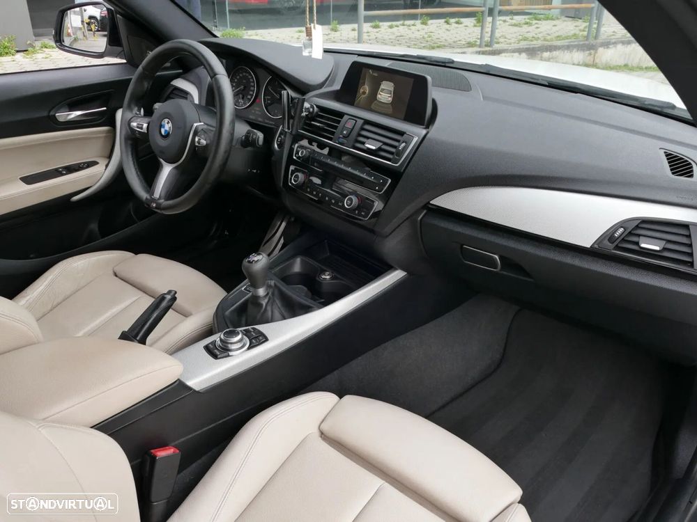 BMW 116 d Pack M - 25