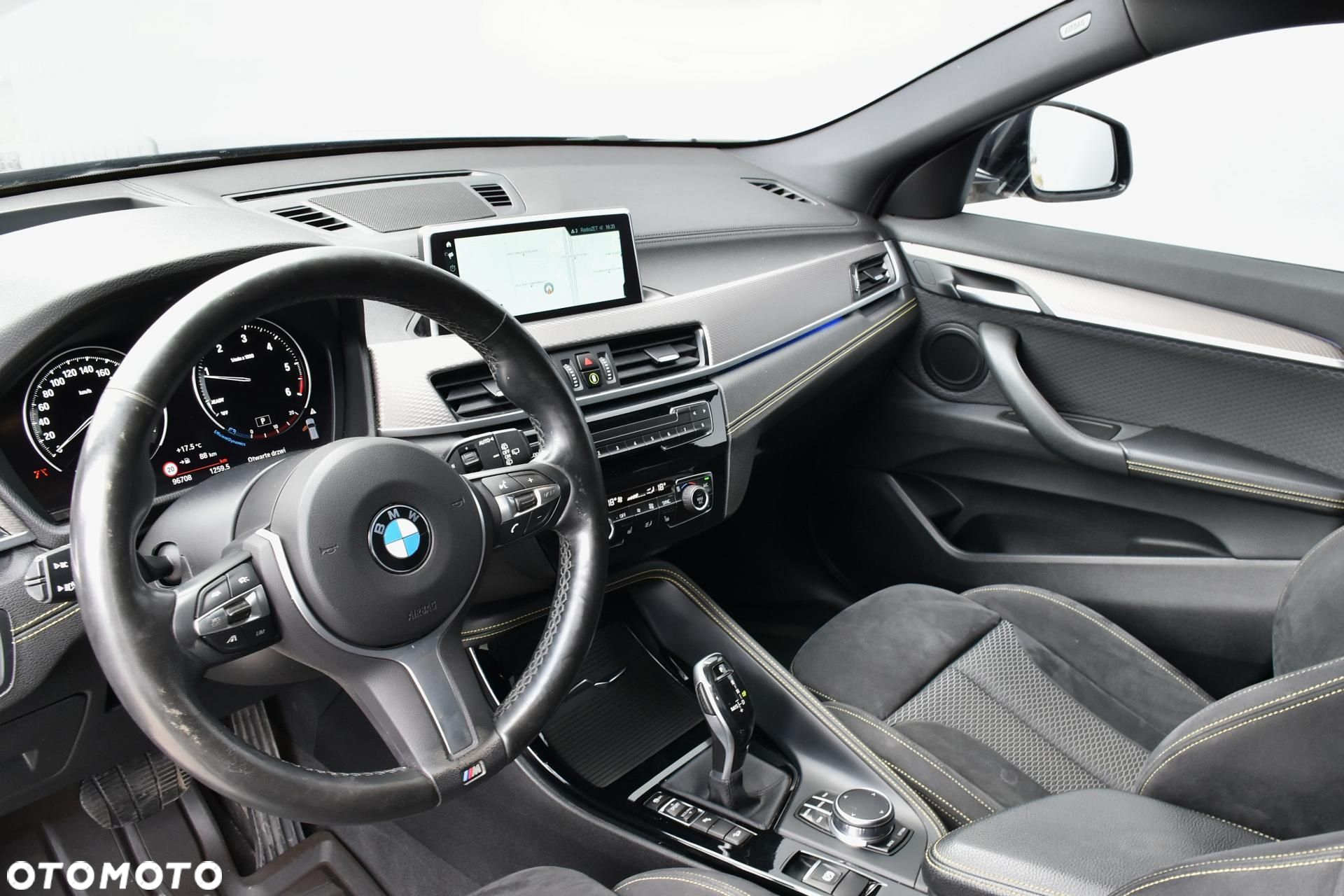 BMW X2 - 11