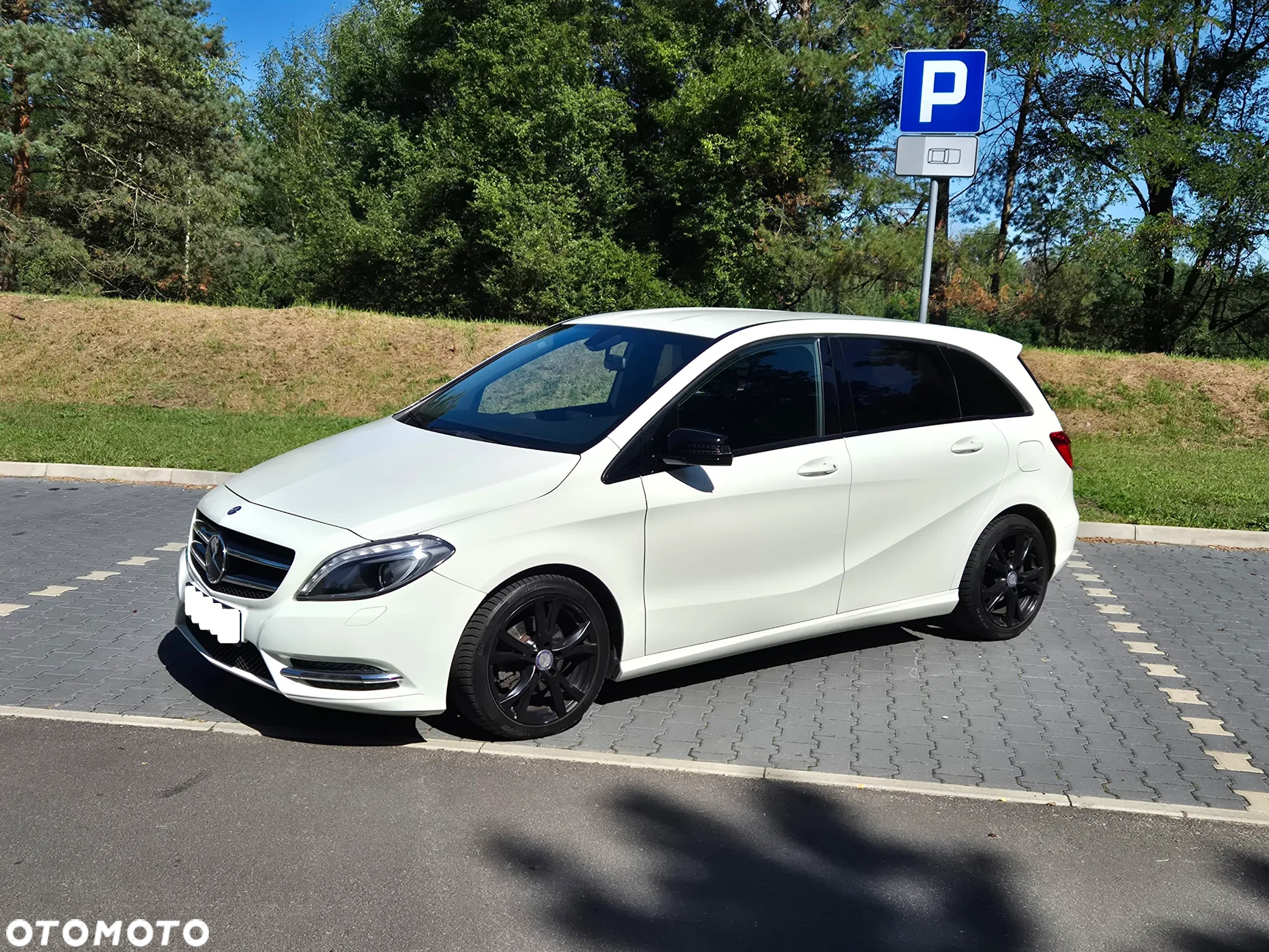 Mercedes-Benz Klasa B 200 Edition - 3