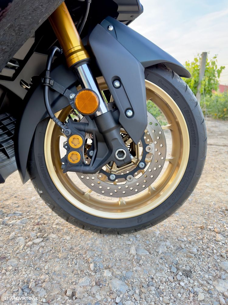 Yamaha TMAX 560 Tech Max - 14