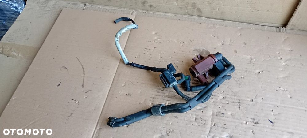 Zawór podciśnienia zaworek zaworki Ford Kuga MK2 2.0 TDCI 6G9Q-9E882-CB - 2