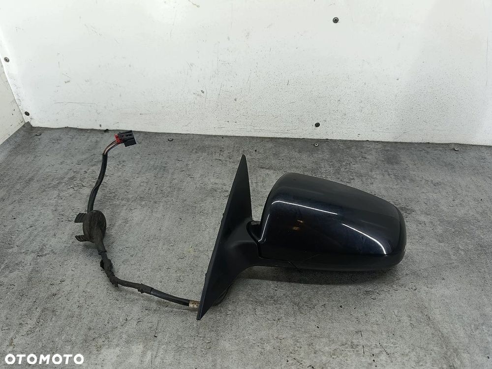 LUSTERKO LEWE AUDI A6 C6 448505 LZ9W - 1