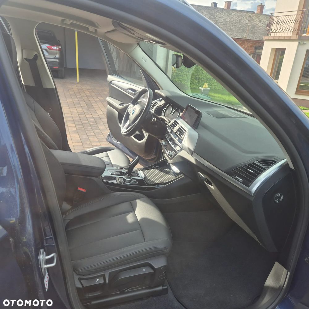 BMW X3 sDrive18d MHEV Business Edition - 15