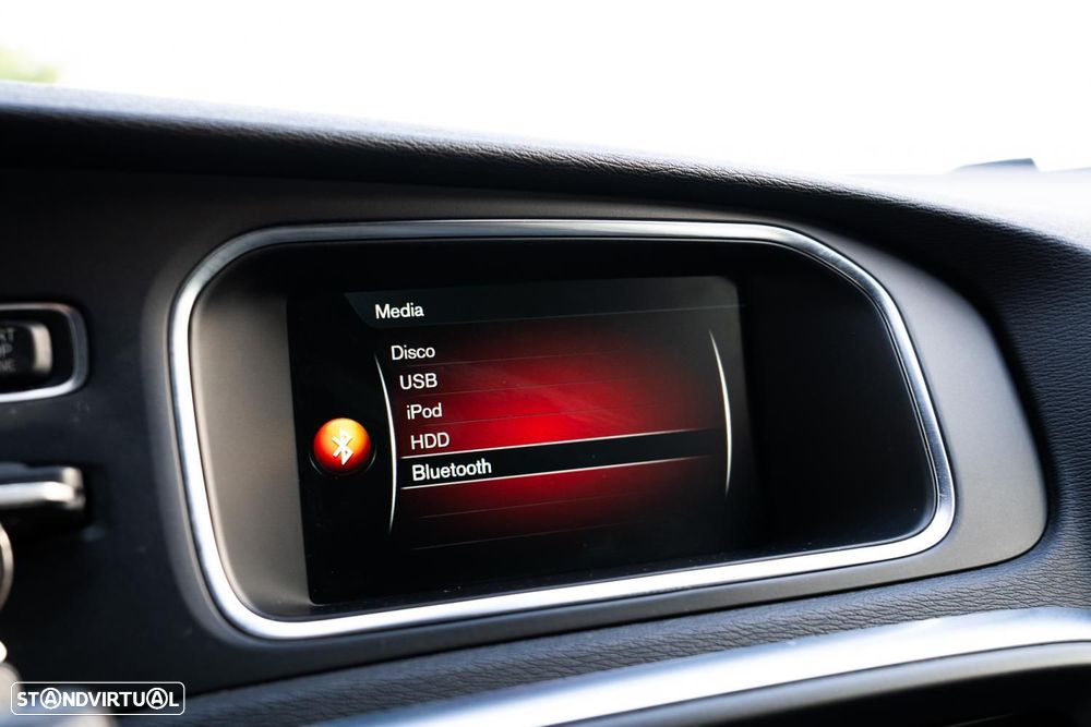 Volvo V40 Cross Country 2.0 D2 Volvo Ocean Race - 13