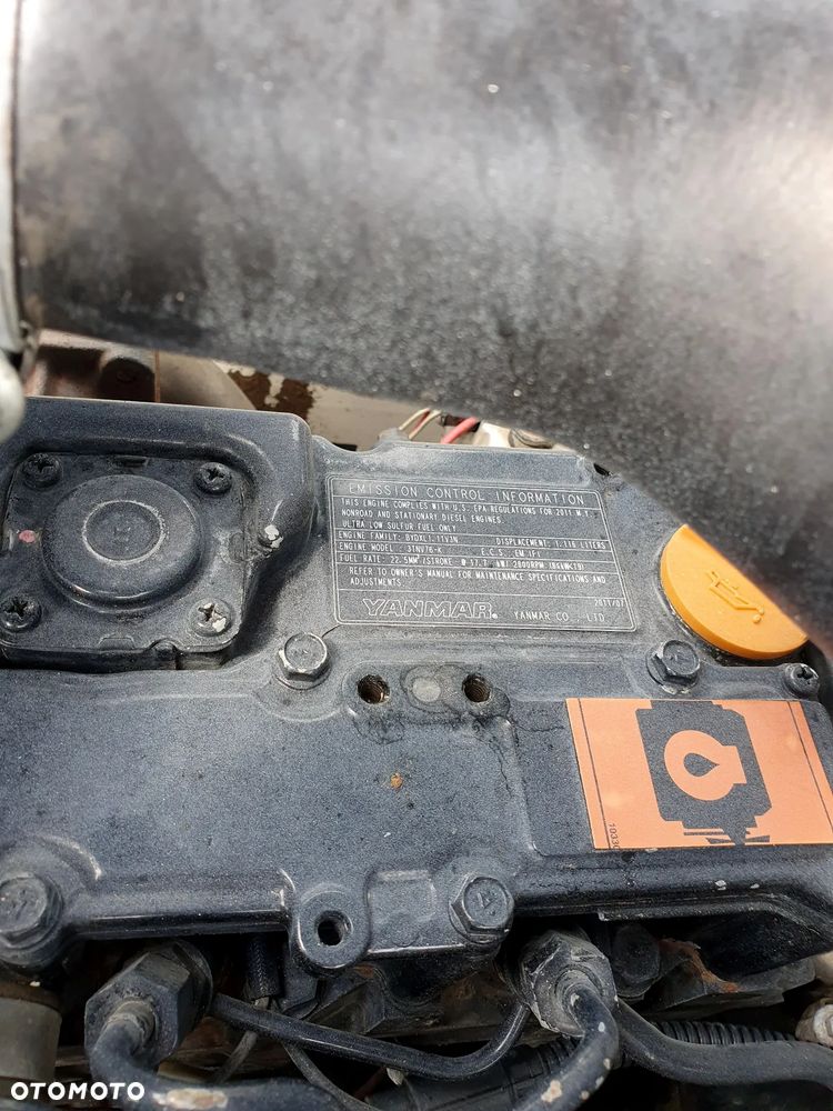 Thwaites Mach 201 - 8