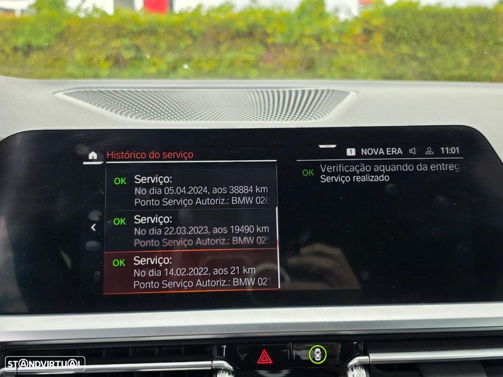 BMW 220 d Pack Desportivo M Auto - 30