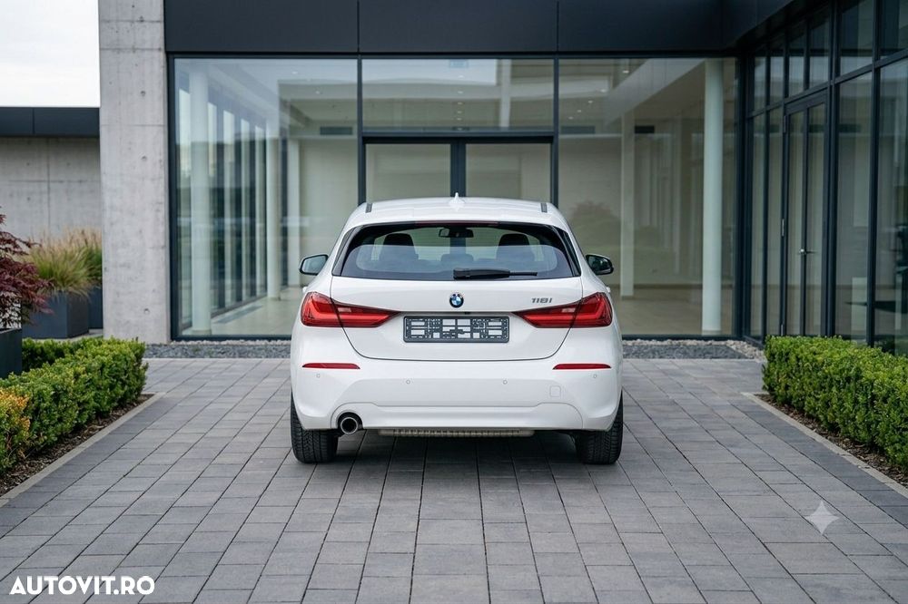 BMW Seria 1 - 8