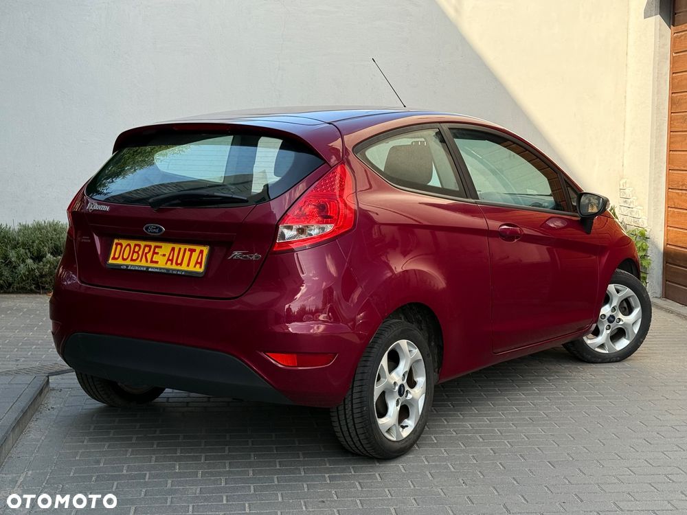 Ford Fiesta 1.25 Titanium - 23