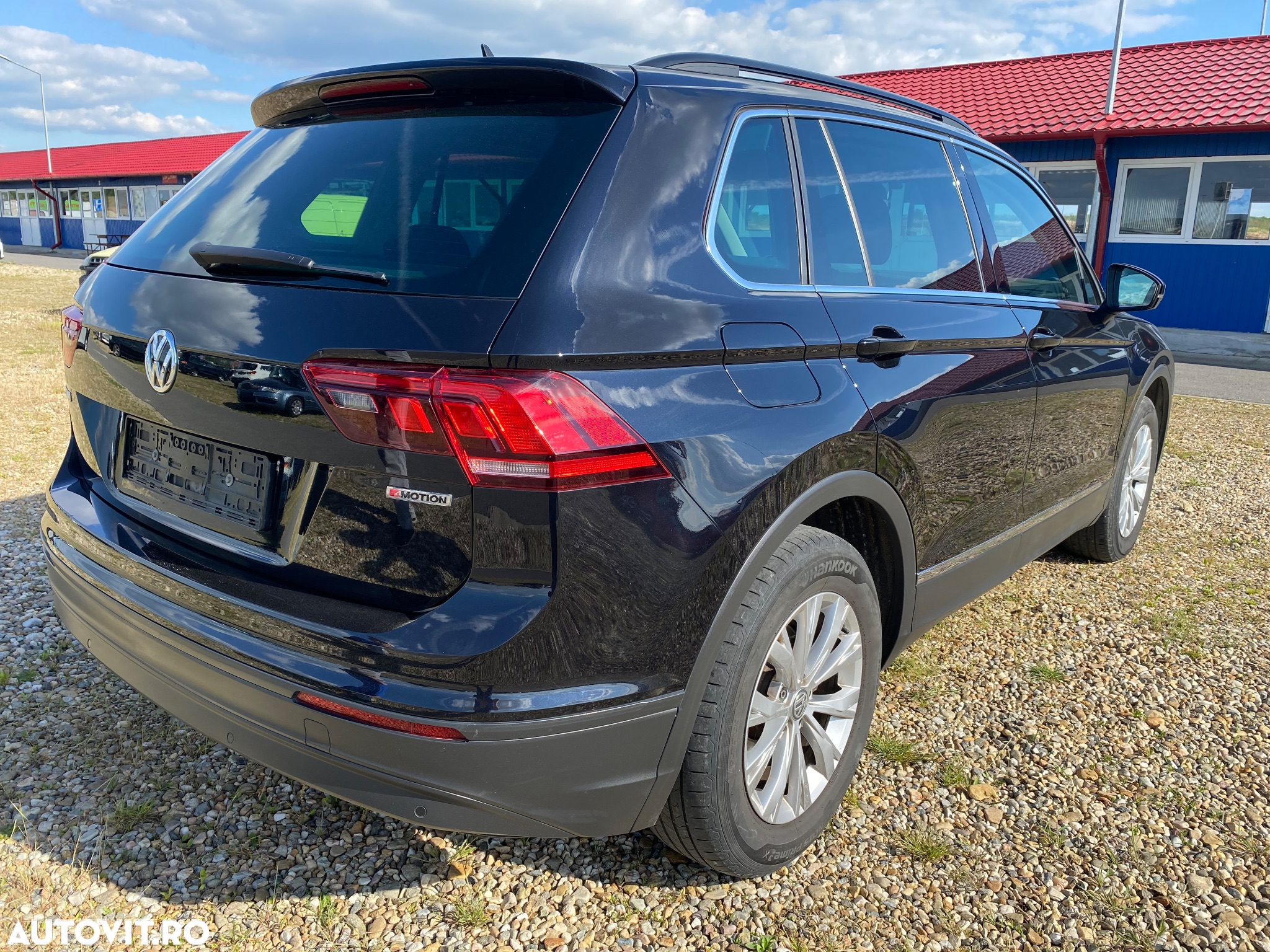 Volkswagen Tiguan 2.0 TDI SCR 4MOTION (BlueMotion Tech) Comfortline - 9