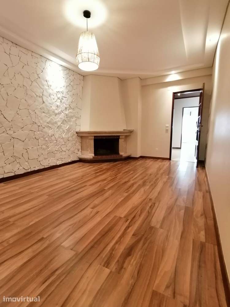 265.000 € | 90 m² | T2 | Excelente estado de conservação - Grande imagem: 4/24