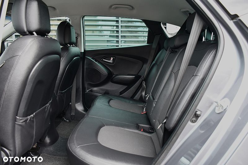 Hyundai ix35 2.0 GDI Premium 2WD - 18