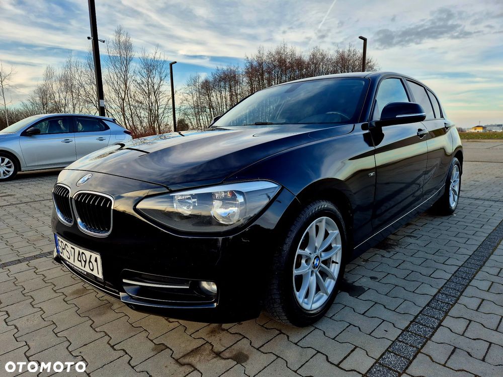 BMW Seria 1 118d Sport Line - 2