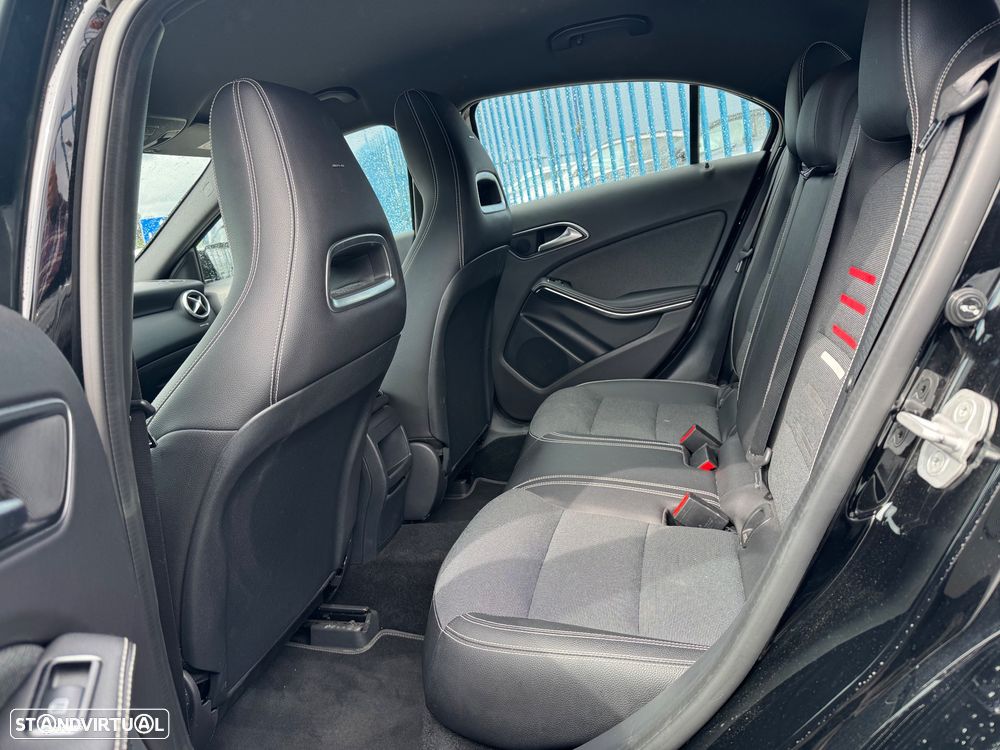 Mercedes-Benz A 180 d Fleet Pack Urban - 13