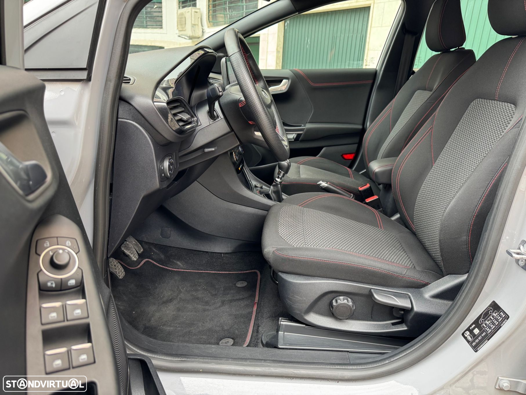 Ford Puma 1.0 EcoBoost Hybrid ST-LINE - 10