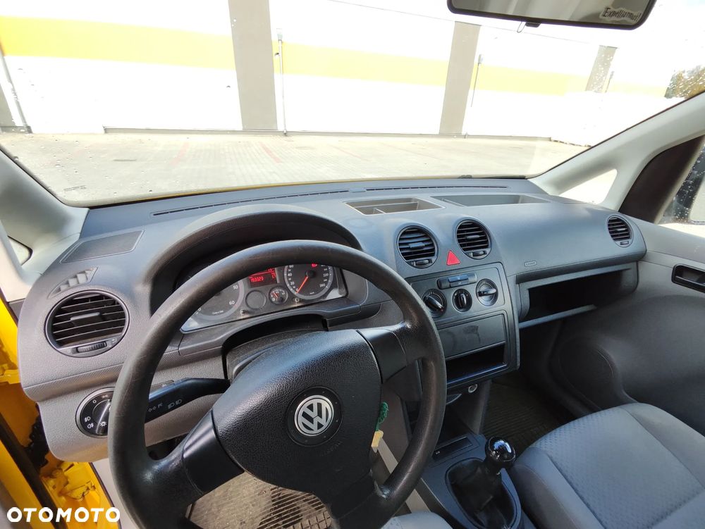 Volkswagen Caddy - 5